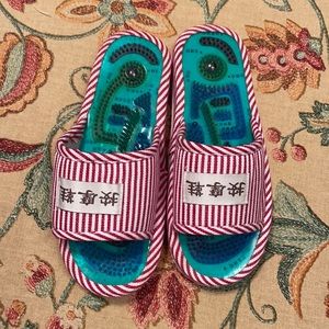 Reflexology slippers